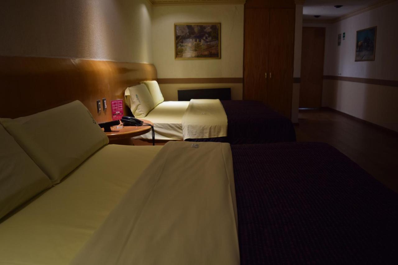 Hotel & Suites La Marquesa Toluca Kültér fotó